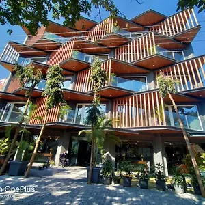 Air By Ahuja Residences Отель Гургаон
