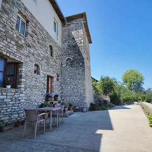 Guri Nocleg ze śniadaniem Gjirokastra